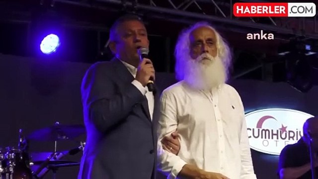 Özgür Özel: Suavi konserine tepki gösterenlere yanıt