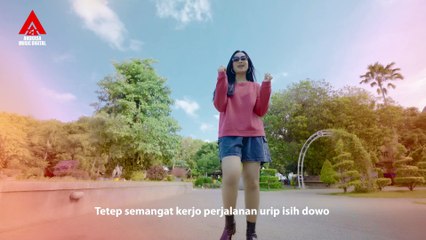 Nikmah Nirmala_Beras Entek Kopi Entek [Official Music Video]