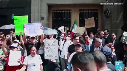 Protestas contra la reforma judicial en México bloquean el acceso a la Corte Suprema