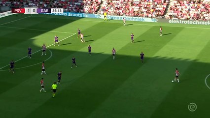 Hirving Lozano brings back Total Football for PSV