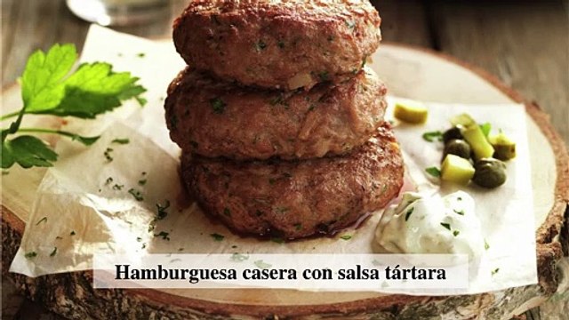 Hamburguesas caseras con salsa tártara