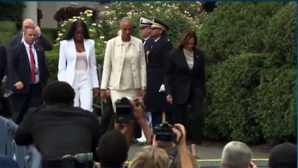 Kamala Harris defiende sus cambios de opinión en políticas importantes
