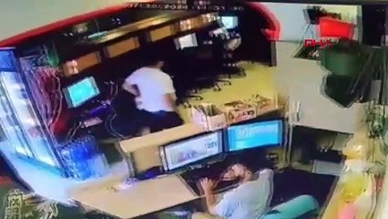 Fıkra gibi olay! Asker kaçağı, asker oyunu oynarken yakalandı