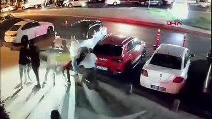 Kağıthane'de değnekçiler sivil polislere saldırdı!