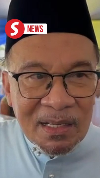 Anwar assures tourists that Kuala Lumpur is safe after sinkhole incident