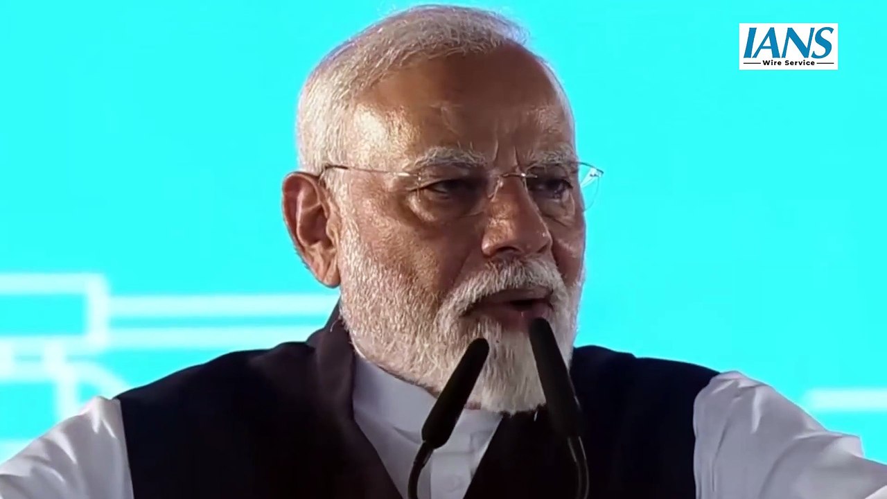 PALGHAR में PM Narendra Modi ने Chhatrapati Shivaji Maharaj से मांगी माफी