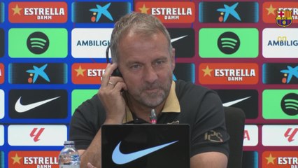 Le preguntan a Flick si es el hombre del momento y da una lección de humildad para enamorar al barcelonismo