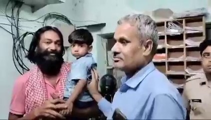 The child escaped bitterly weeping when separated from the kidnaper