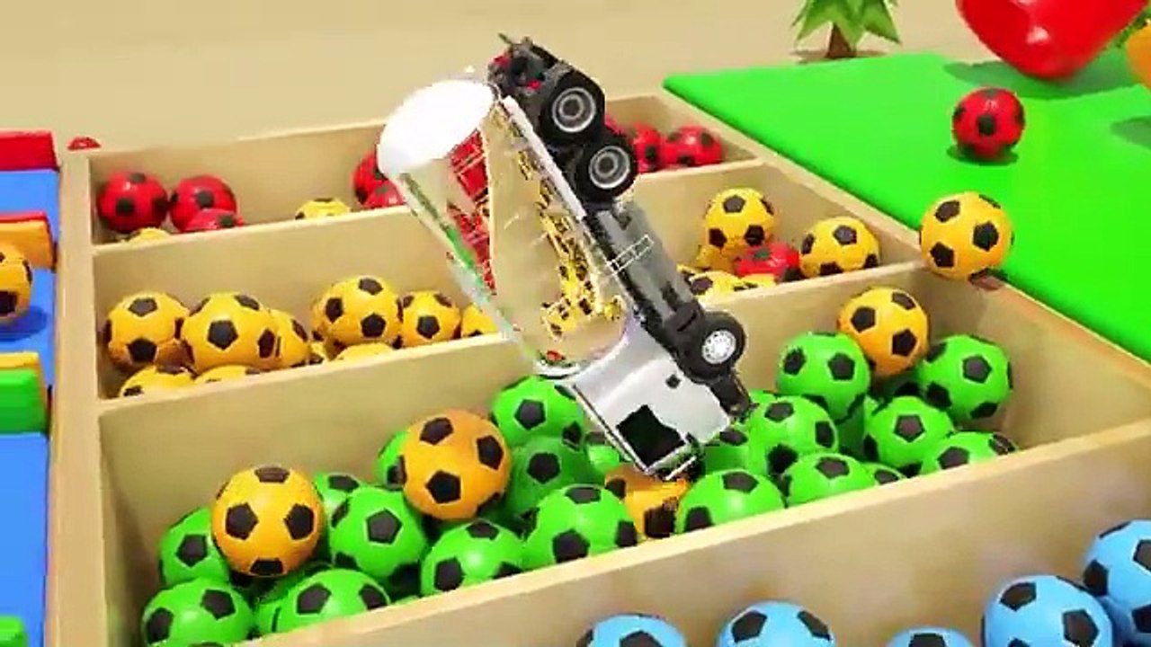 Bingo Song + Humpty Dumpty Song - Soccer ball shaped wheels - Baby Nursery Rhymes & Kids Songs