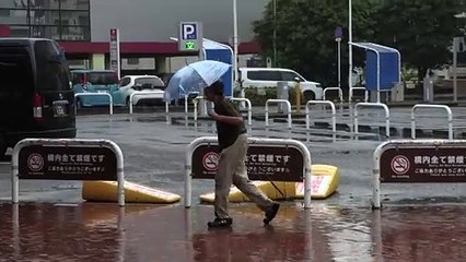 Tufão Shanshan perde força e avança em direção ao norte do Japão