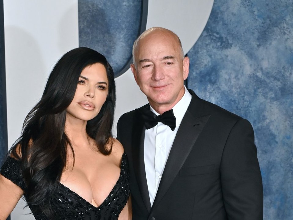 Verlobte von Jeff Bezos erzählt, was sie Zuhause privat machen