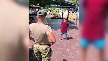‘Gürültü’ yaptı diye öldürülen Emir'in asker selamlama görüntüsü ortaya çıktı