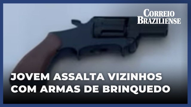 Jovem assalta vizinhos com faca e pistola de brinquedo