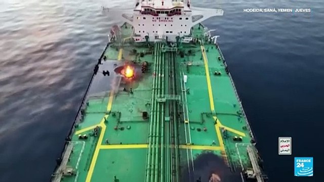 Rebeldes hutíes de Yemen atacan buque petrolero en el Mar Rojo