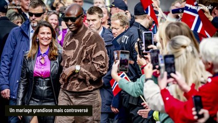 C'est le mariage de l'année ! Les premières tenues de Märtha Louise de Norvège et son chaman controversé surprennent déjà