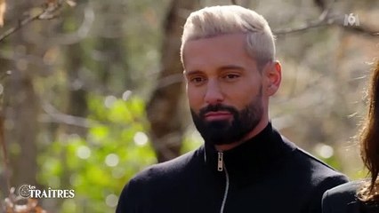 Le faux enterrement de Sylvie Tellier dans "Les Traîtres"