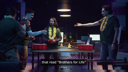 Fraternity Chronicles: Essential Survival Tips from 'The REAL College Guide' 📚