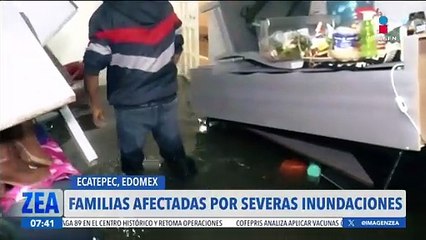 Habitantantes de Ecatepec, bajo el agua por severas inundaciones