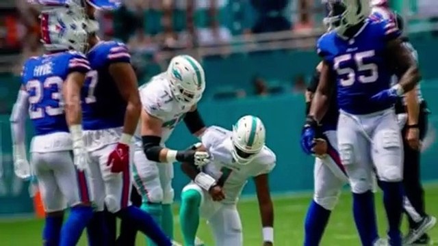 Max Johnson injury North Carolina QB Max Johnson Suffers Injury in Loss to Minnesota