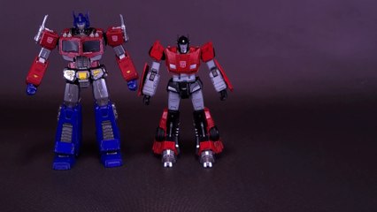 Threezero Transformers Sideswipe MDLX Action Figure