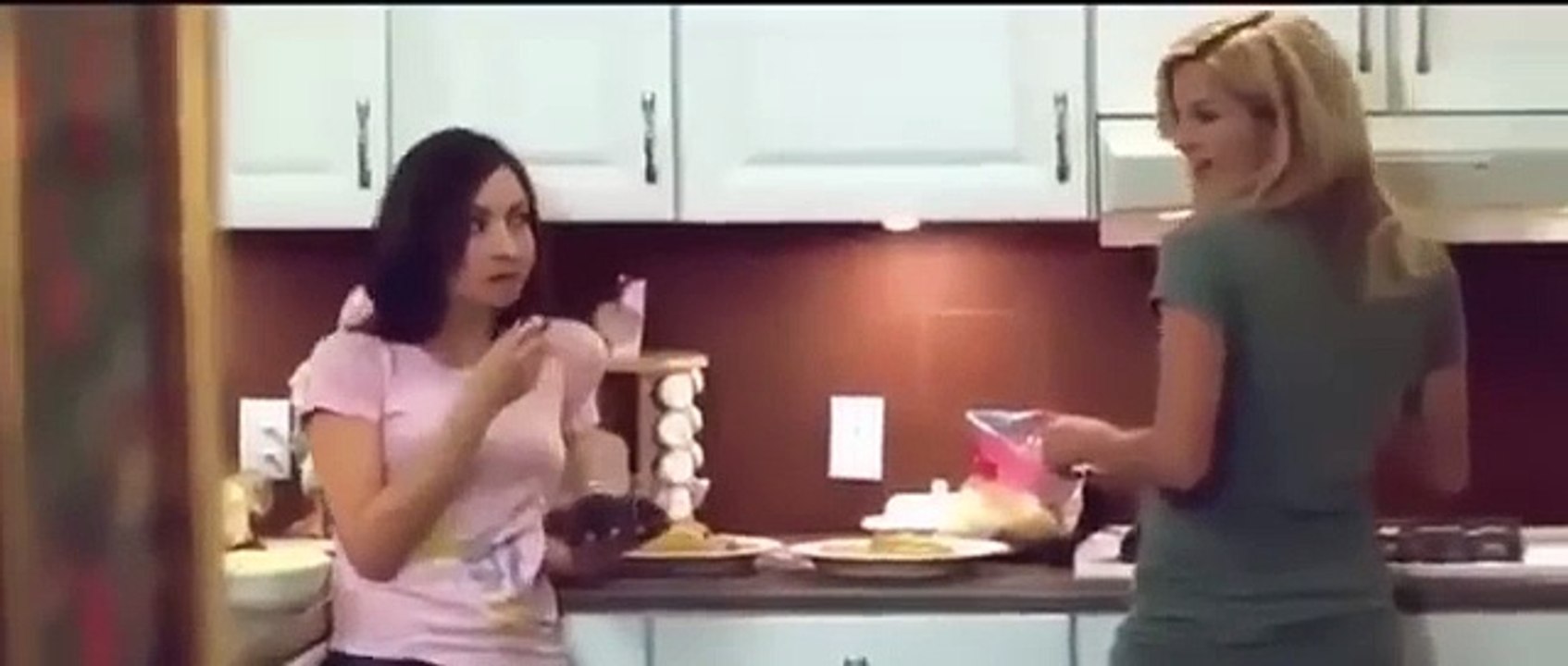 الفلم الرومانسي والتشويقي والاثارة والحركات الر...