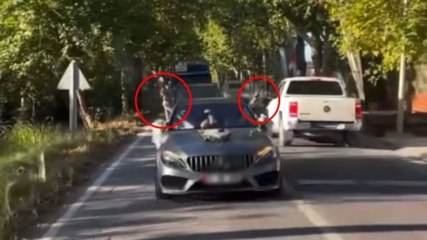 Düğün konvoyunda şok görüntü