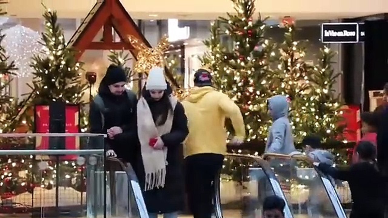 Best Escalator Pranks Compilation - Manchurek Triplets