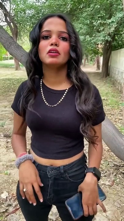 Indian girl talk with costomrs