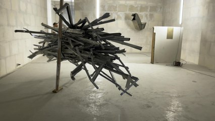 Eric Hattan & Nicolas Krupp: Construction Site with Trash and Petersburg Hanging