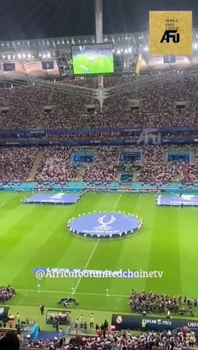 La belle cérémonie pour la finale de la Super Coupe entre le Real Madrid et l’Atlanta Bergame en Pologne!