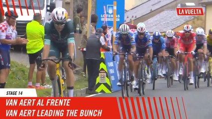 Van Aert leading the bunch - Stage 14 - La Vuelta 2024
