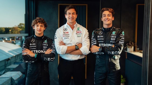 George Russell presenta oficialmente a Kimi Antonelli como el reemplazo de Lewis Hamilton en Mercedes para 2025