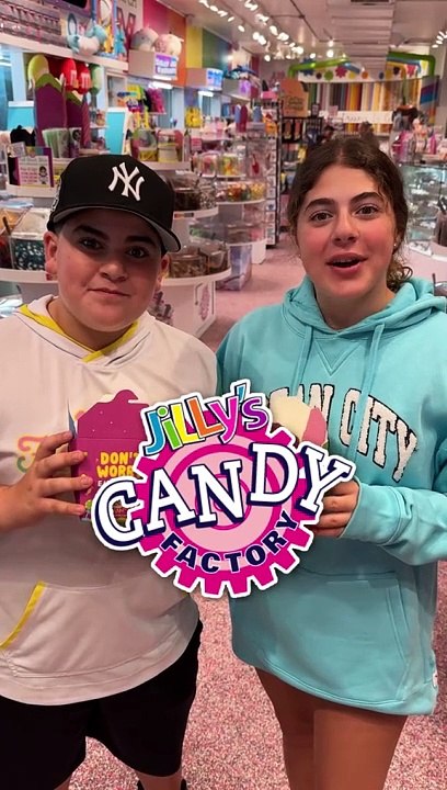 Candy Time‼️ #candy #boardwalk #newjersey #jerseyshore #family #fun #bigjustice #boom