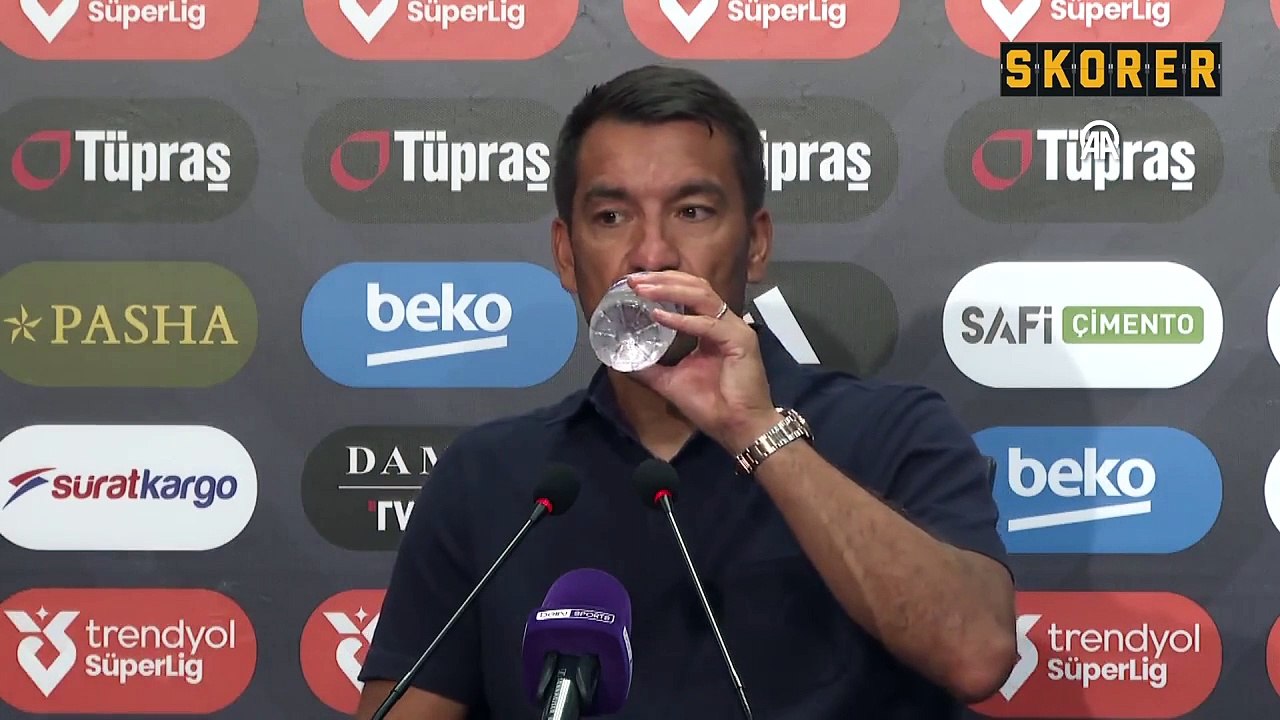 Beşiktaş Teknik Direktörü Giovanni van Bronckhorst'un maç sonu açıklamaları