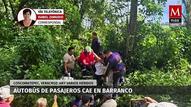 Autobús de pasajeros cae a barranco en Coscomatepec, Veracruz; se reportan varios heridos