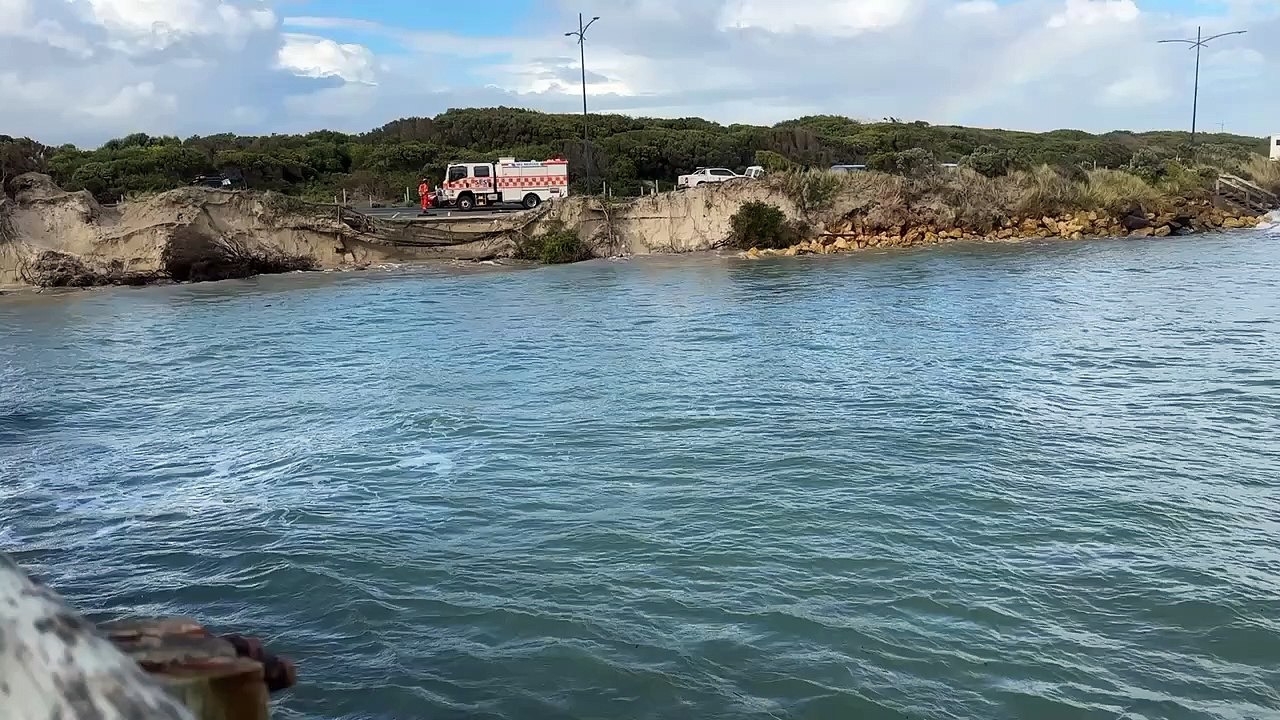 Small landslide in Warrnambool - September 1, 2024 - Warrnambool Standard