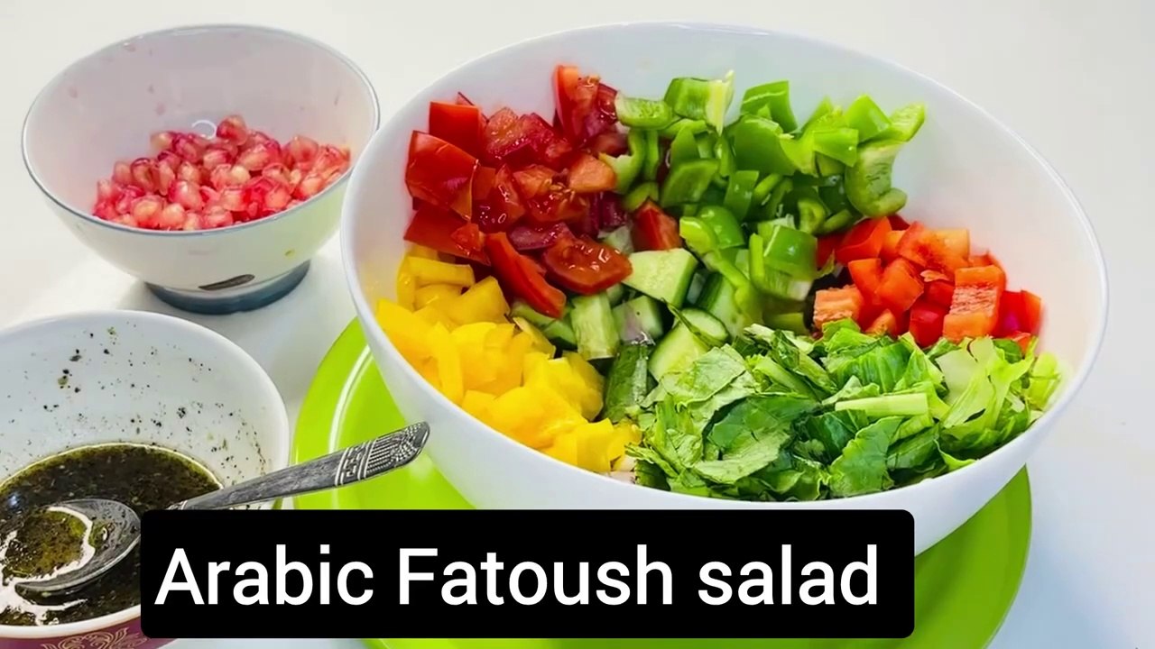 Fattoush Salad - Healthy Lebanese Salad Recipe - Arabic Fattoush Salad