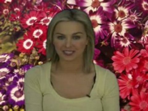 Russell Grant Video Horoscope Libra 19.04.2008