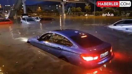 Karabük'te Sağanak Yağış Hayatı Olumsuz Etkiledi