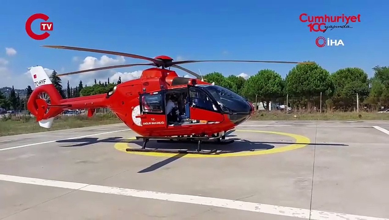 Baygınlık geçiren yaşlı kadın ambulans helikopterle hastaneye sevk edildi
