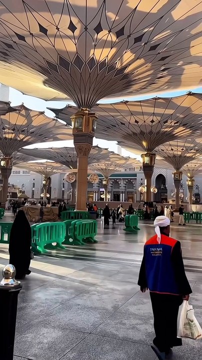 Madina Munawarah--_ The Prophet_s Mosque--._._._.__madinamunawara _masjidnabawi _prophetsmosque _rozaerasoolﷺ _riazuljannah _jannatulbaqi _masjidquba _masjidqiblatain _jableuhad _wadiejinn _cityofpeace _islam _muslims _peace _makkah _masji(