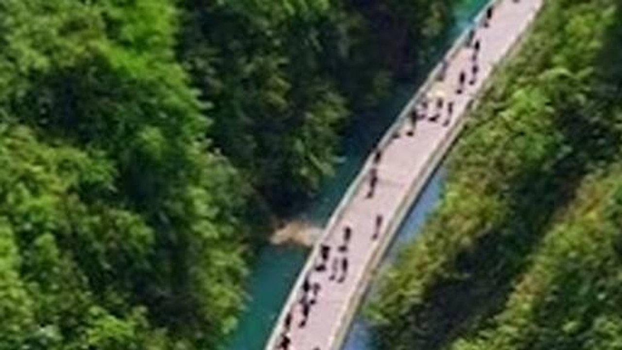 Shiziguan floting bridge