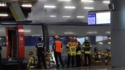 부산역 KTX서 제동장치 이상으로 연기 발생...인명피해 없어 / YTN