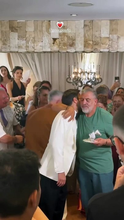 Ανδρέας Γεωργίου:  Τα πλάνα από το σπίτι του λίγο πριν φύγει για την εκκλησία