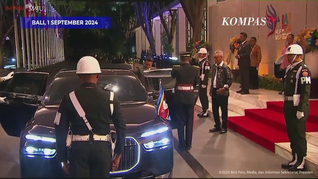 [FULL] Momen Jokowi Sambut Tamu Negara dalam Acara Gala Dinner Indonesia-Africa Forum di Bali