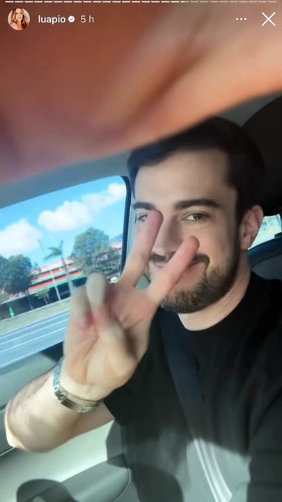 Luana Piovani se emociona com surpresa em hotel momentos antes de reencontrar os filhos em Recife; veja