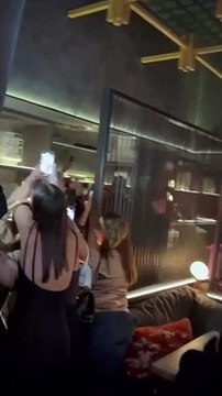 ¡Luis Miguel esconde el anillo que confirmaría su matrimonio!