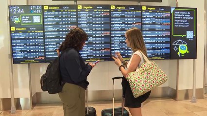 Download Video: Fin de las vacaciones: miles de viajeros regresan a casa y vuelve la rutina