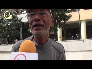 #EnLaPista Venezolanos hablan del precio del pan de jamón