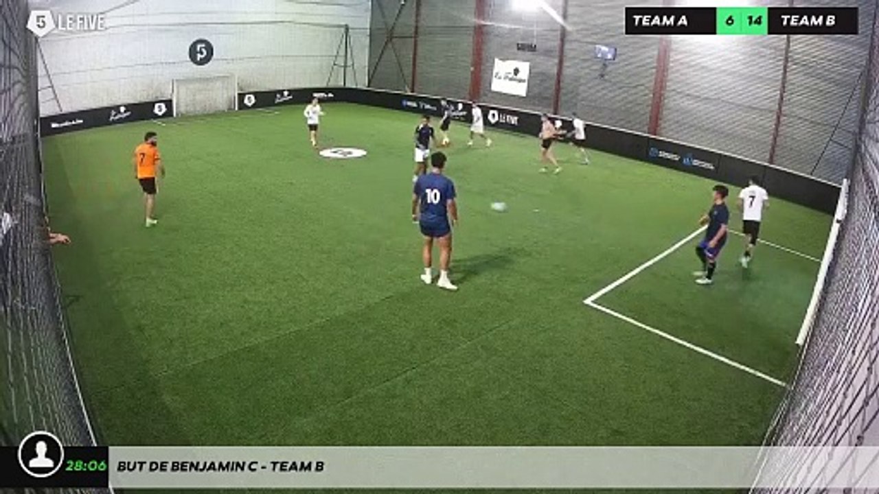 But de Benjamin C - Team B